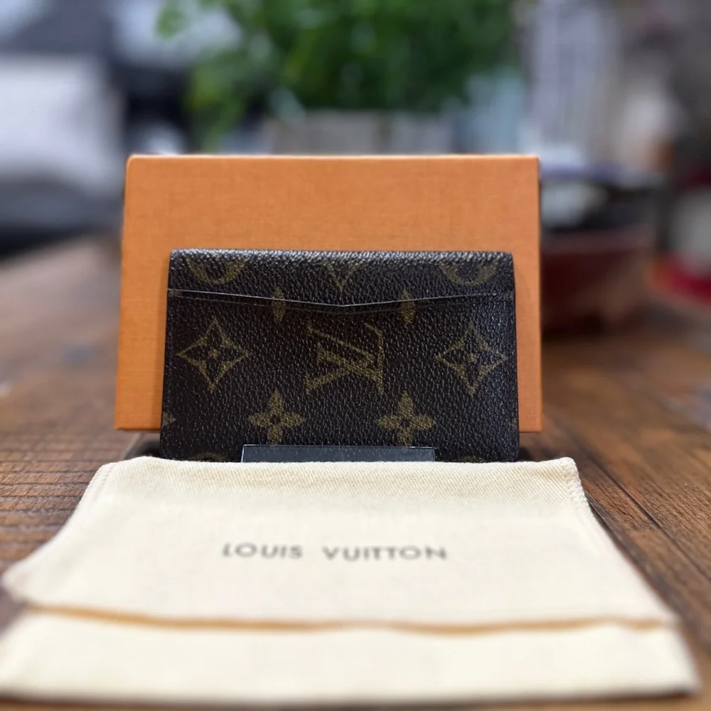 Louis Vuitton Monogram Card Holder Business Card Case Entrupy Authenticated COA